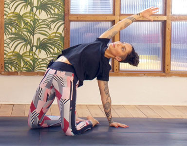 frame-stretching3,-dynamic-stretch-by-healthista.com