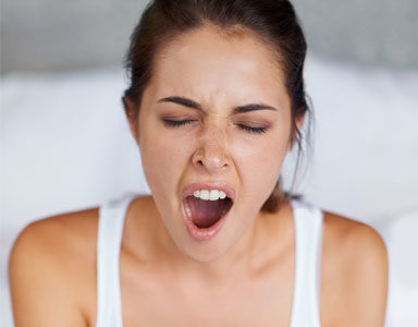 woman-yawning,-ask-the-nutritionist-by-healthita.com