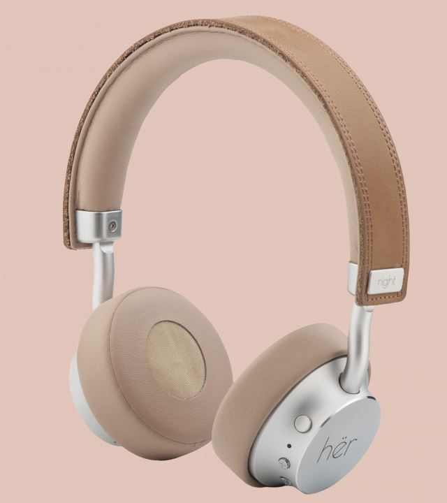 Her headphones xmas gift guide