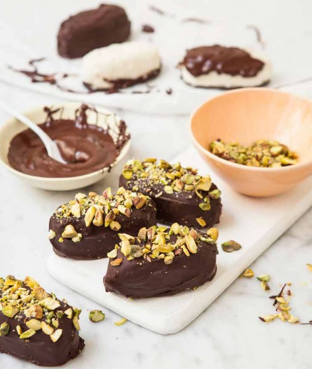 Vegan recipes in 5 chocolate coconut bars healthista