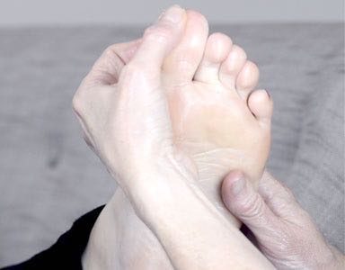 foot reflexology for sinuses, featured