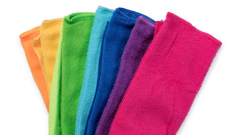 curly-hair-anna-magee-microfiber-towels-in-text