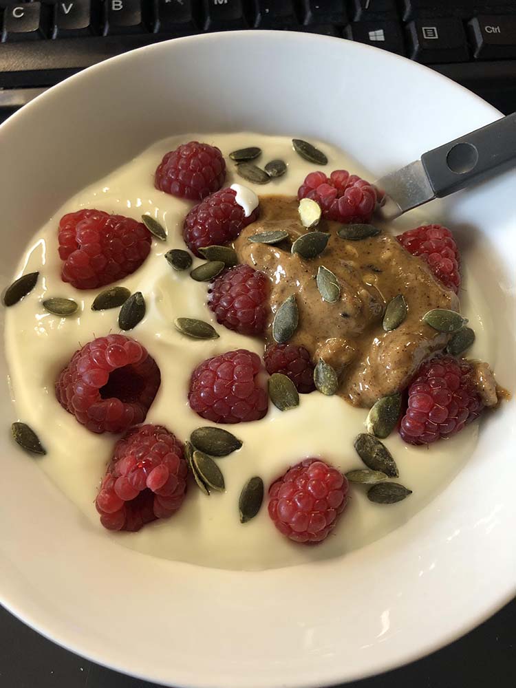 yog and berries