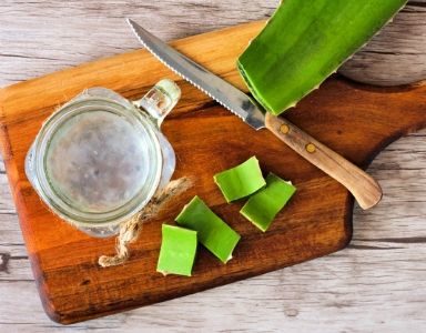 5 anti-ageing foods - aloe vera - featured