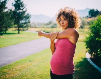 how to get fit when youre pregnant - featured - pregnancy fitness