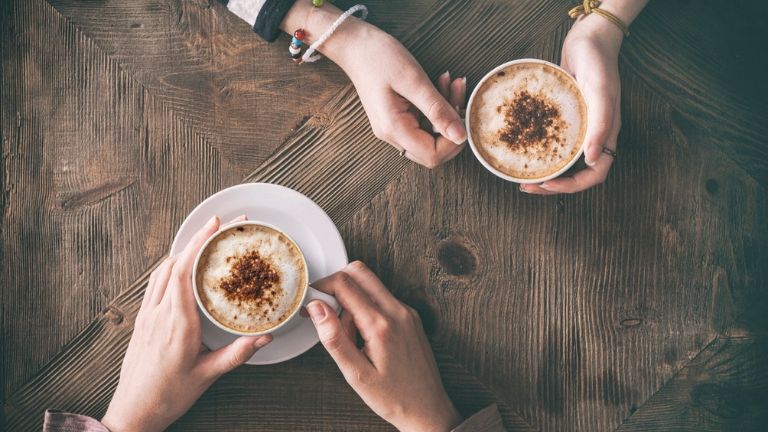 time management happiness - have lunch with a friend coffee