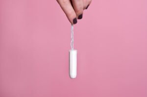 How to eat, exercise and live in sync with your menstrual cycle tampon menstruation