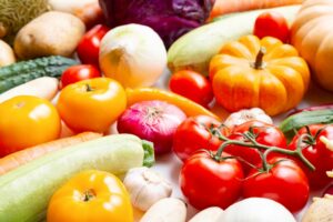 dealing with anxiety symptoms colourful fruit and veg high frequency foods