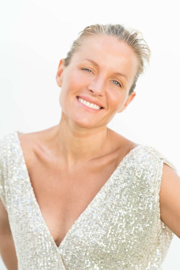 New Year, New You former Hollyoaks actress Davinia Taylor reveals 9 biohacking health tips New Year, New You former Hollyoaks actress Davinia Taylor reveals 9 biohacking health tips