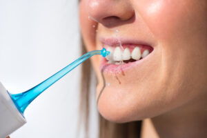 water-dental-flosser.jpg 