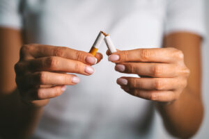 stop-smoking-to-prevent-cancer.jpg 