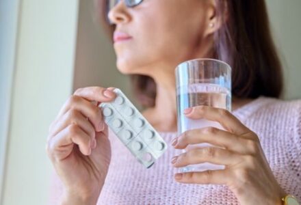 6 natural remedies to tackle menopause symptoms FEATURED